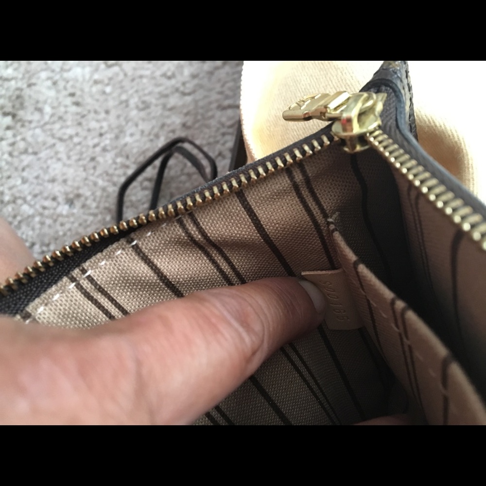 Louis Vuitton Mono Pouch